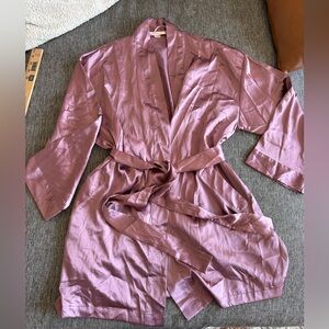1999 victoria’s secret satin robe purple/lilac pink tag